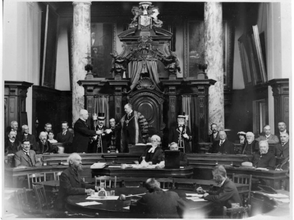 Heads of government in Australasia who sat in the upper house of&nbsp;parliament